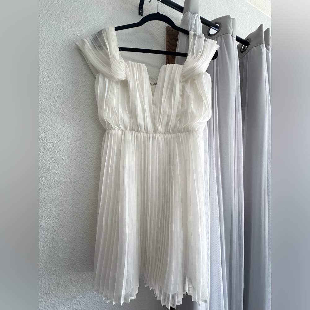 NWT Vici Collection White Strapless Dress - Picture 5 of 7